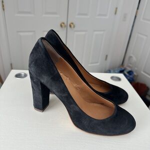 J. crew black suede pumps / heels